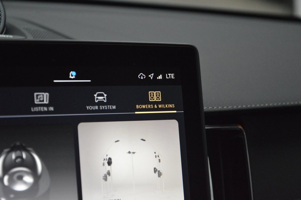 Volvo XC60 T8 Hybrid AWD Ultra Black Edition - foto 27