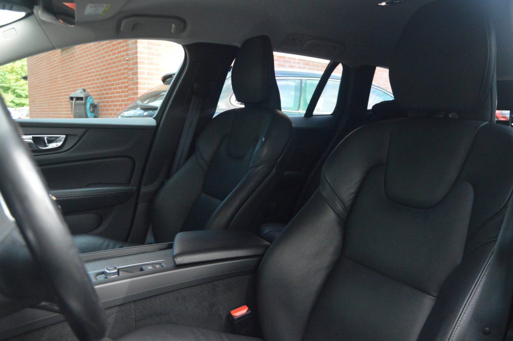 Volvo V60 T5 Momentum - foto 5