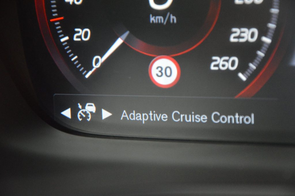 Volvo V60 T5 Momentum - foto 12
