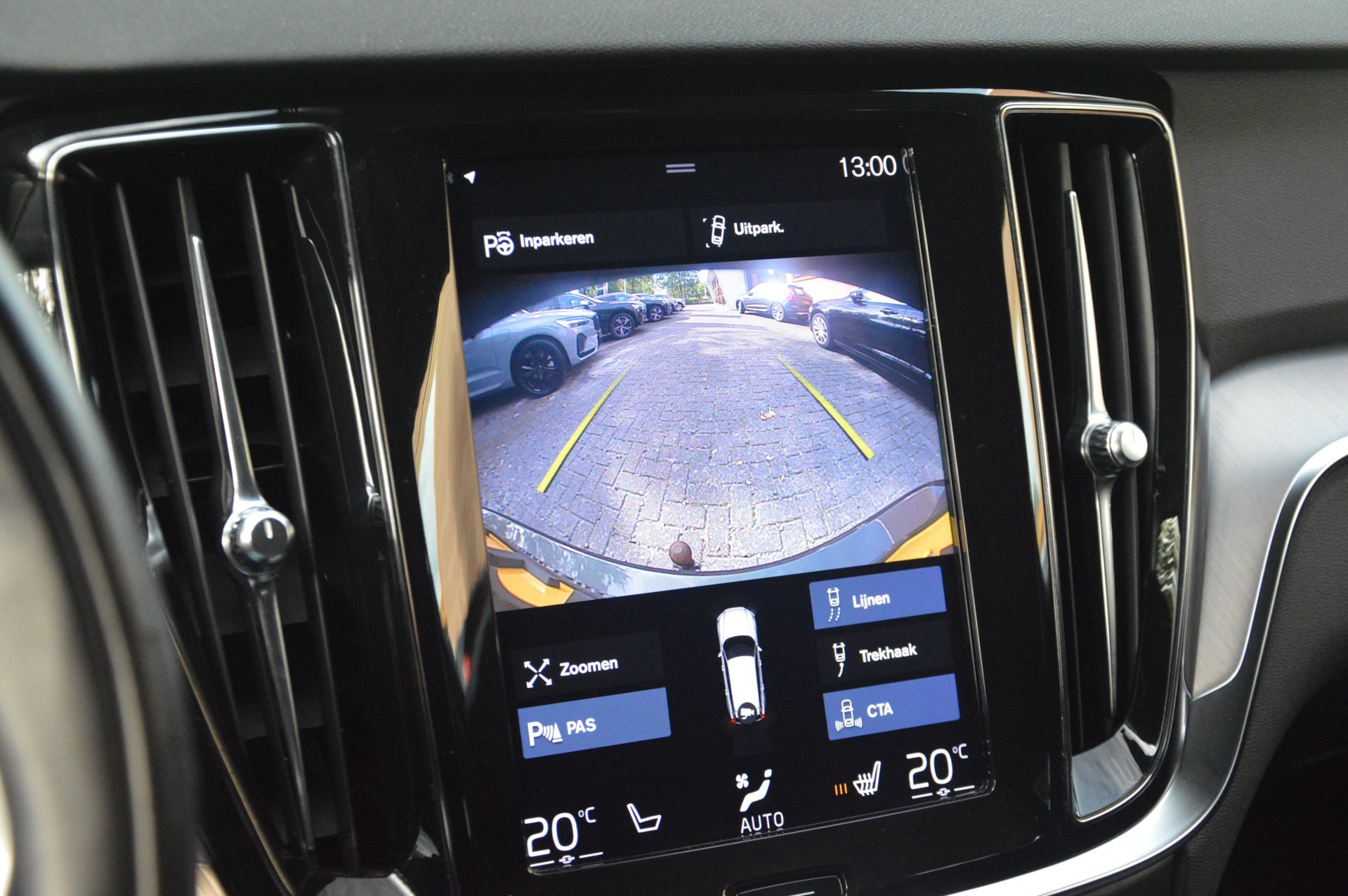 Volvo V60 T5 Momentum - foto 19