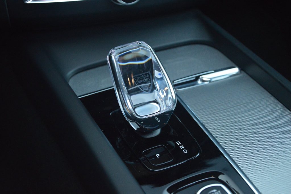 Volvo XC60 T8 Hybrid AWD Ultra Black Edition - foto 12