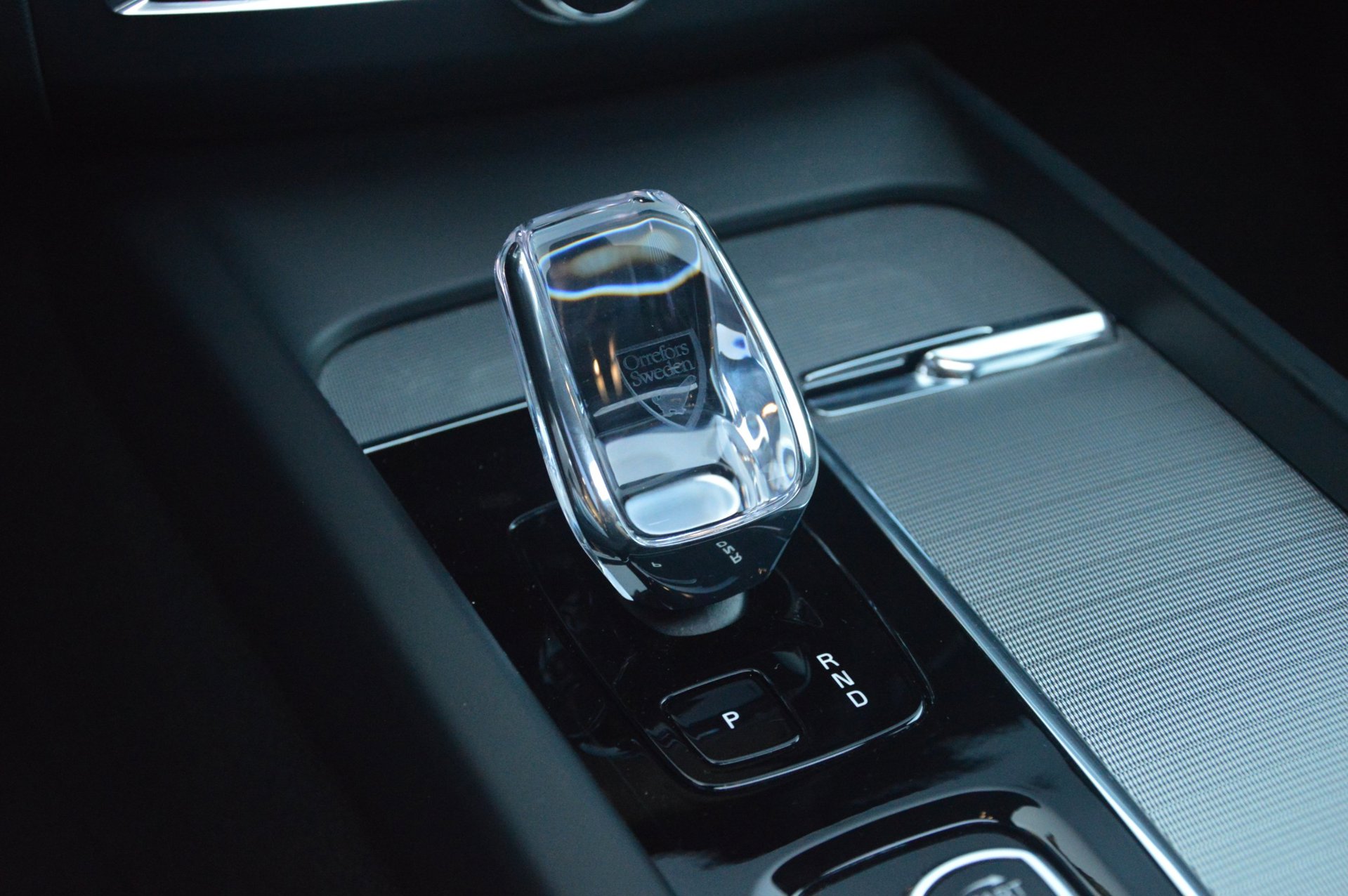 Volvo XC60 T8 Hybrid AWD Ultra Black Edition - foto 12