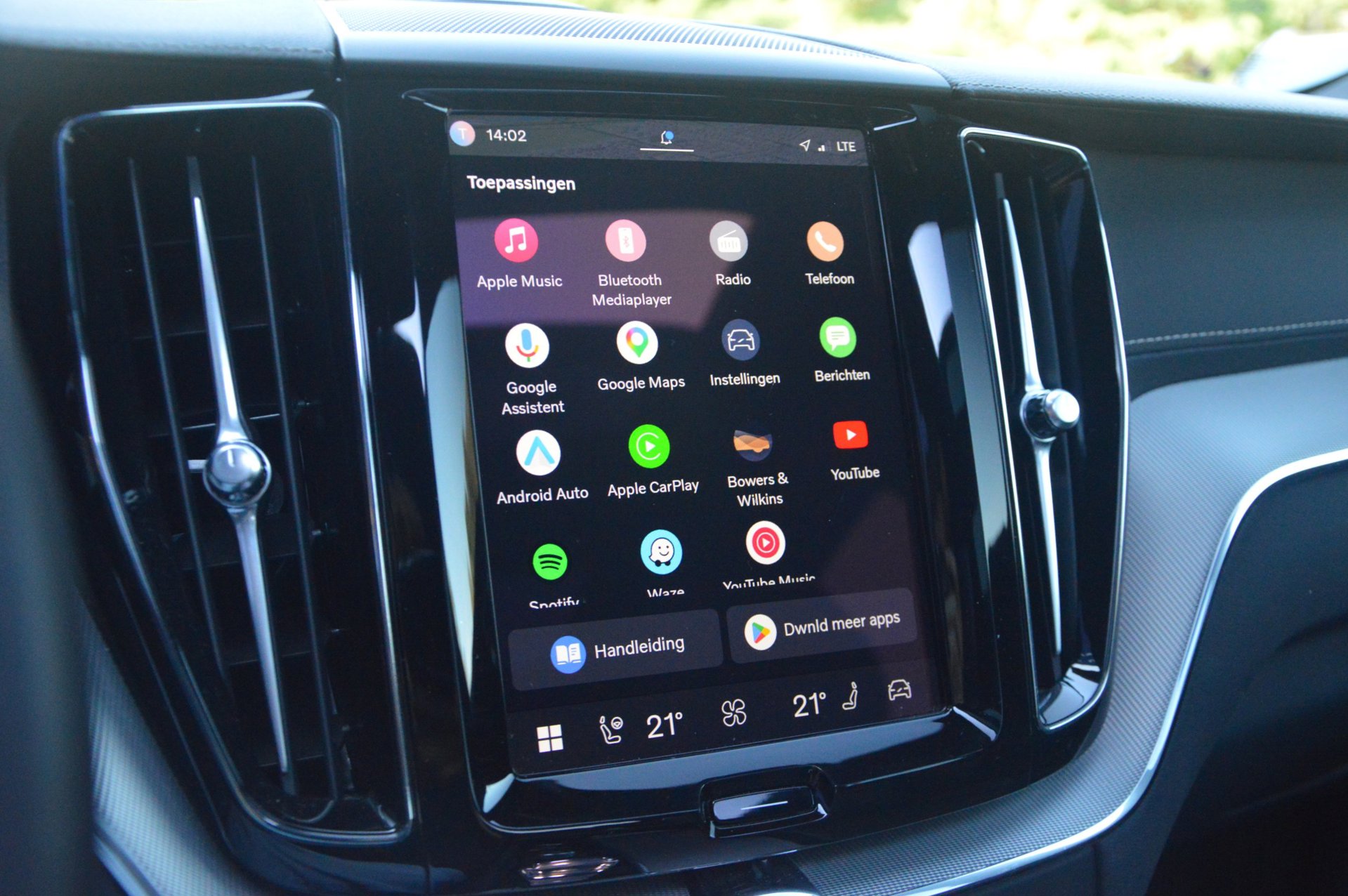 Volvo XC60 T8 Hybrid AWD Ultra Black Edition - foto 15