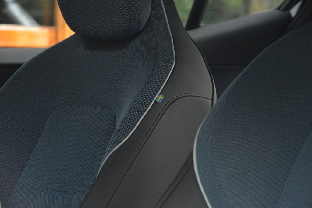 Volvo EX30 P5 Long Range 69 kWh - foto 6