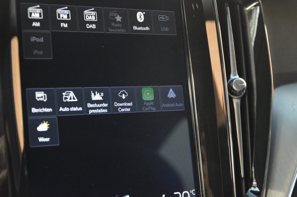 Volvo XC60 T5 Momentum - foto 16