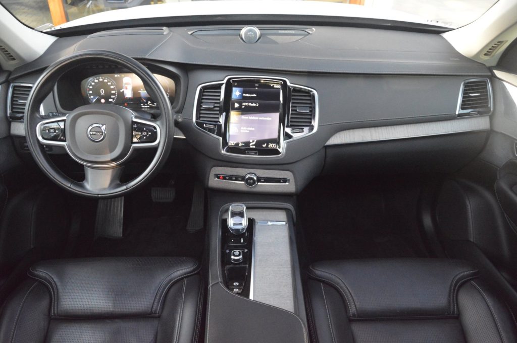 Volvo XC90 T8 Recharge LONG RANGE - foto 12