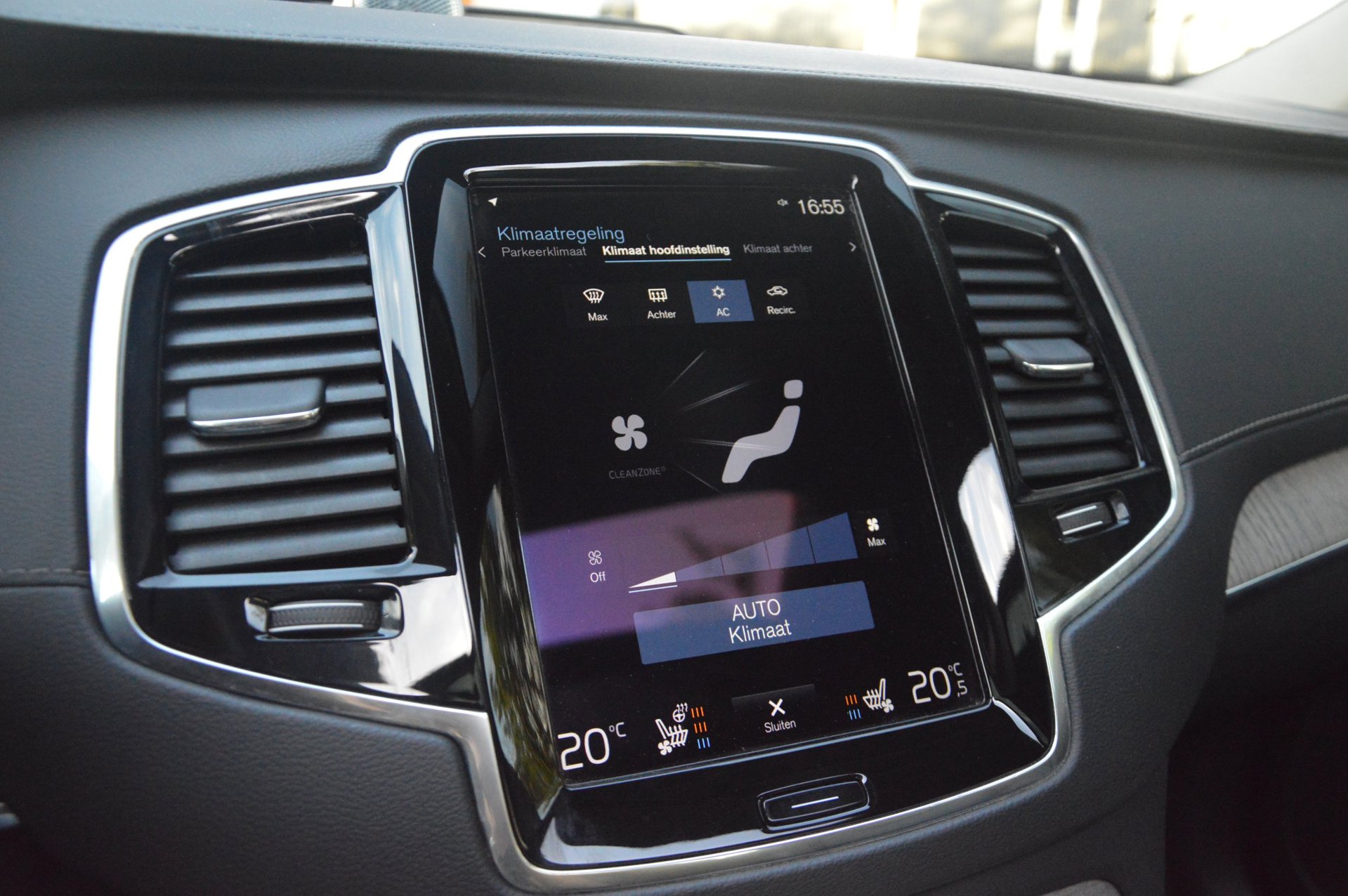 Volvo XC90 T8 Recharge LONG RANGE - foto 17
