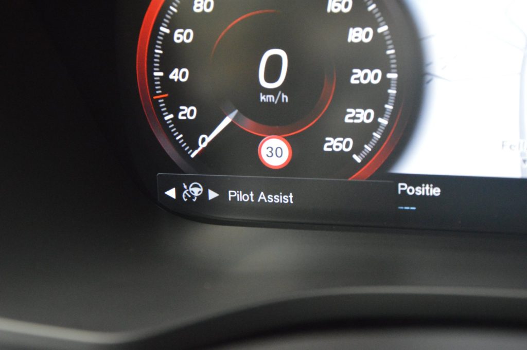 Volvo XC60 T5 R-Design - foto 14