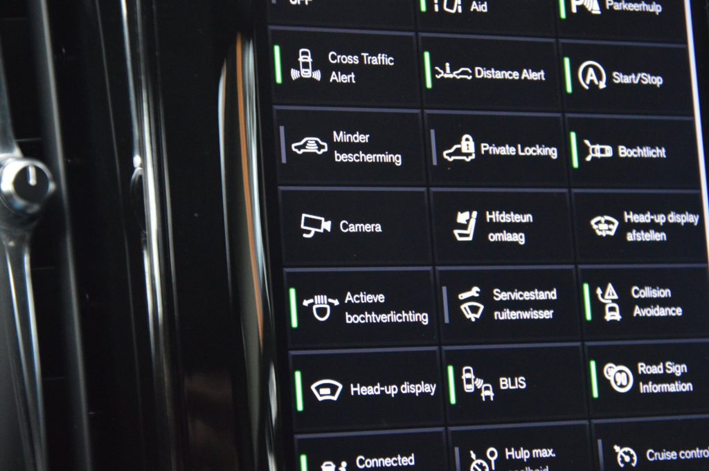 Volvo XC60 T5 R-Design - foto 21