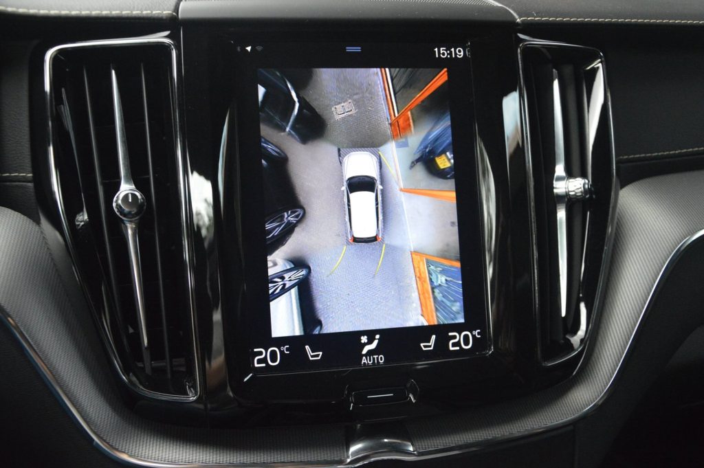 Volvo XC60 T5 R-Design - foto 22