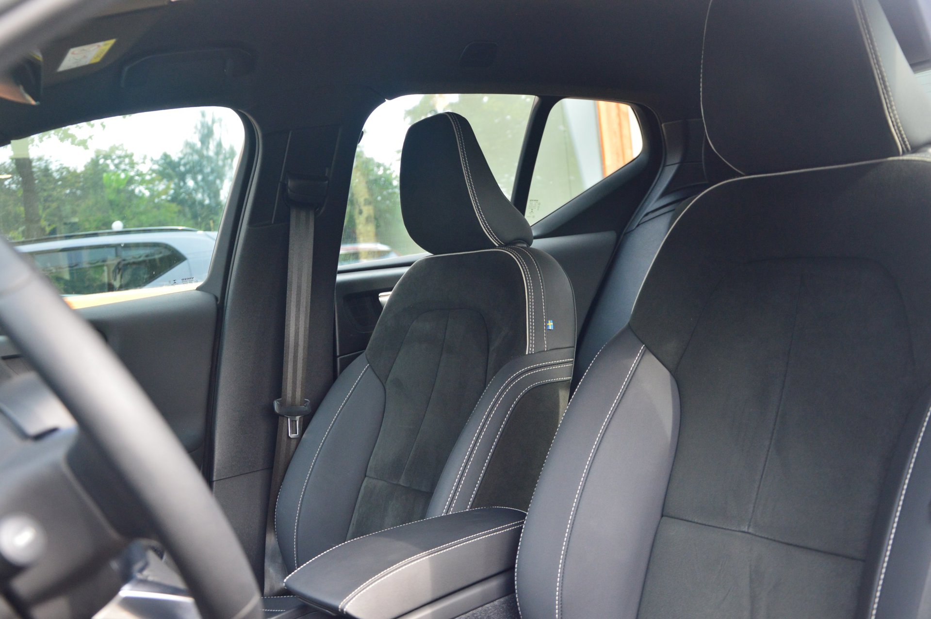 Volvo XC40 T4 Plug-in hybrid Plus Dark - foto 6