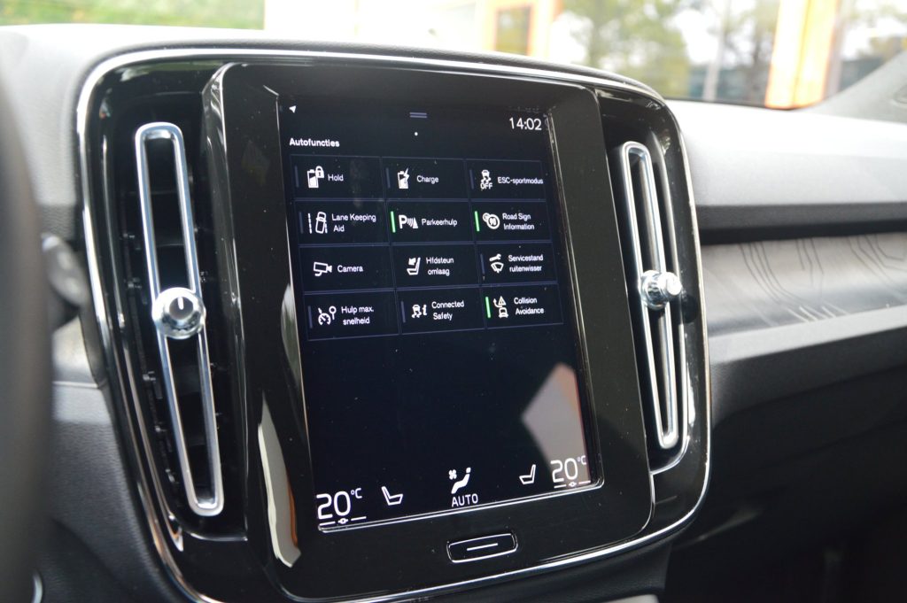 Volvo XC40 T4 Plug-in hybrid Plus Dark - foto 13