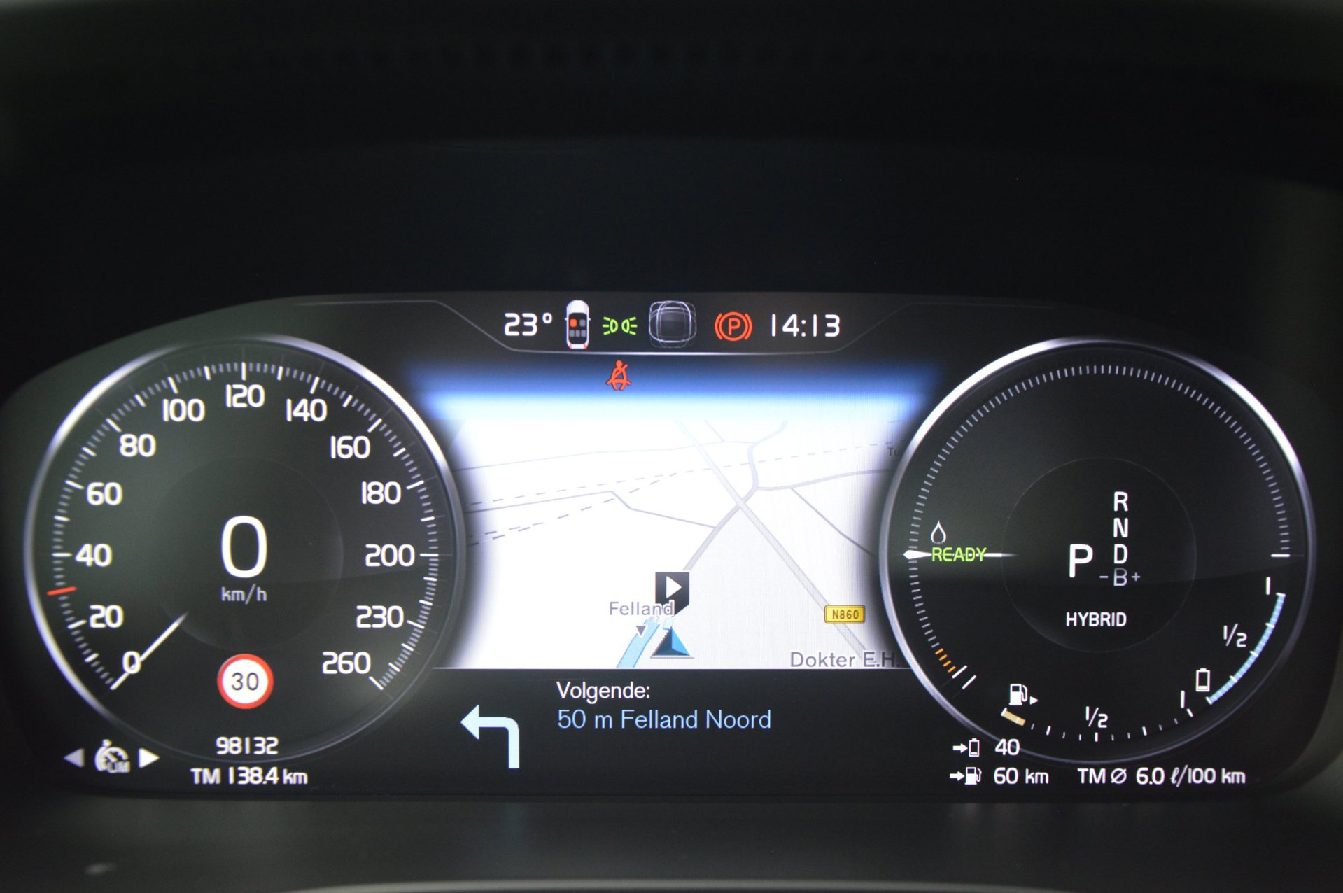 Volvo XC40 T4 Plug-in hybrid Plus Dark - foto 17