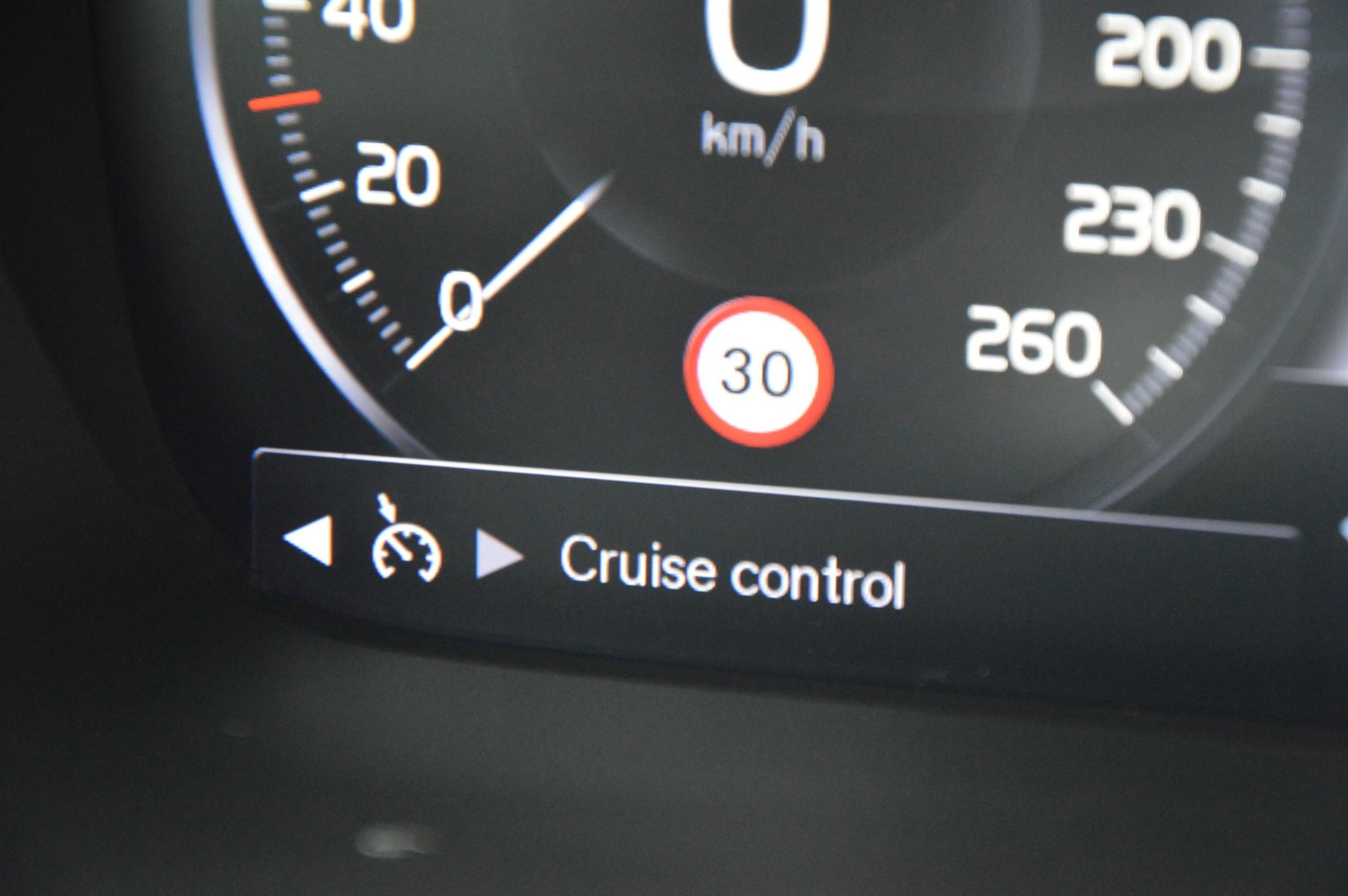 Volvo XC40 T4 Plug-in hybrid Plus Dark - foto 18