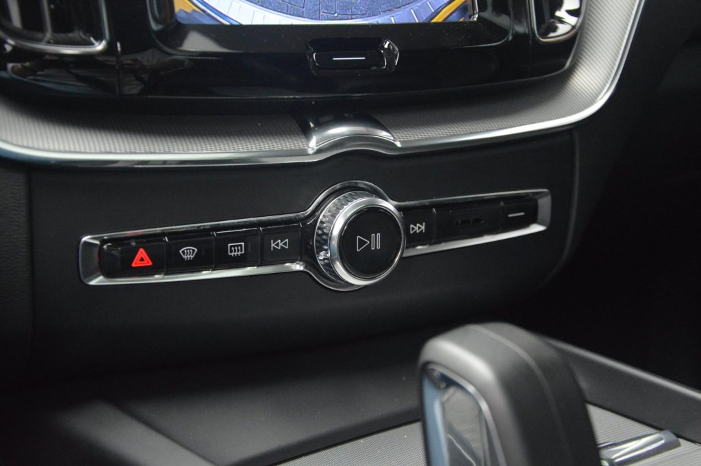Volvo XC60 T6 Hybride AWD Long Range - foto 13