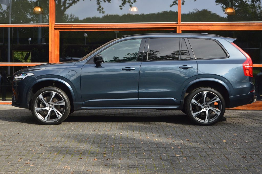 Volvo XC90 T8 Recharge AWD Plus Dark LONG RANGE - foto 4