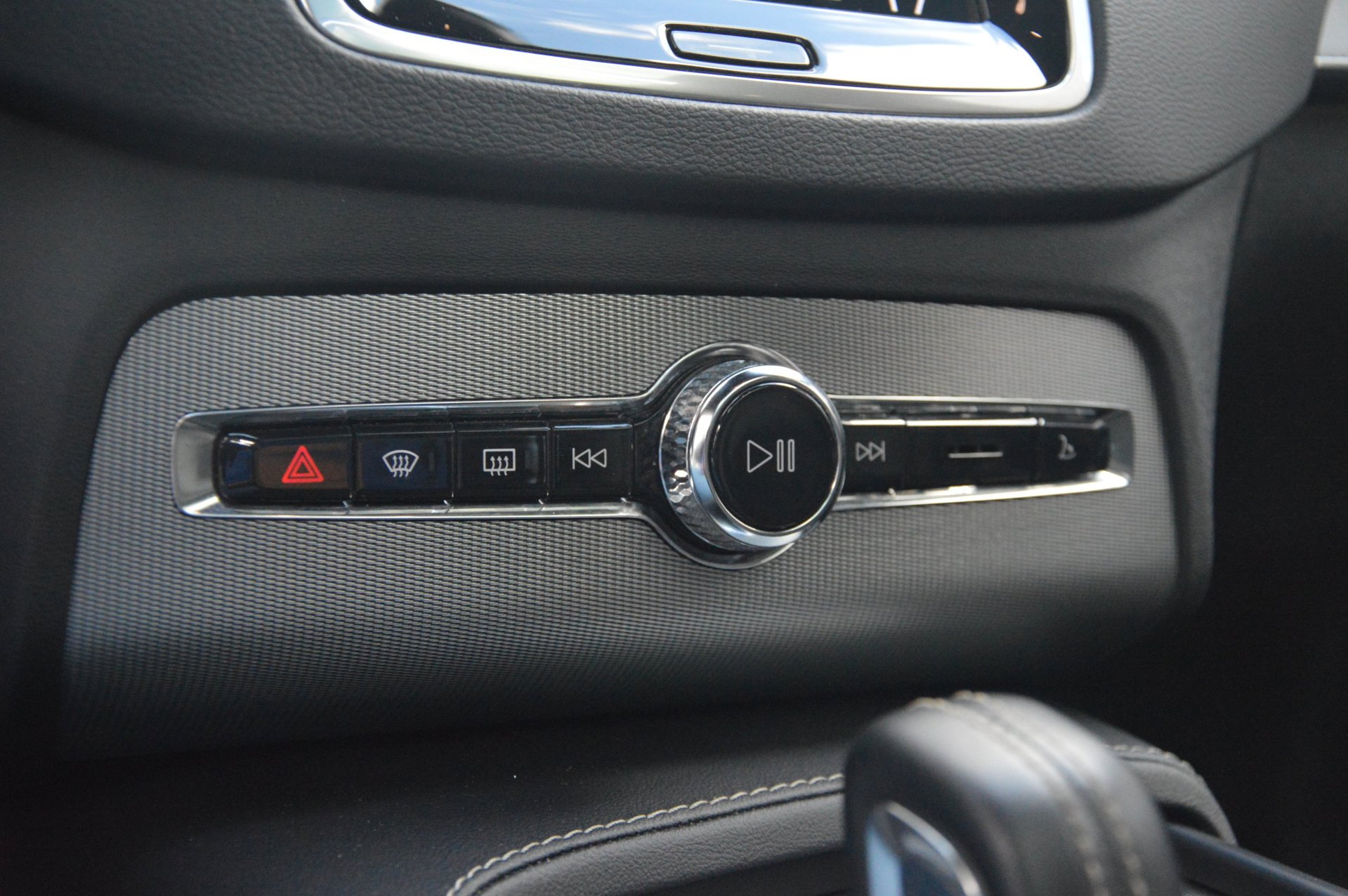 Volvo XC90 T8 Recharge AWD Plus Dark LONG RANGE - foto 12