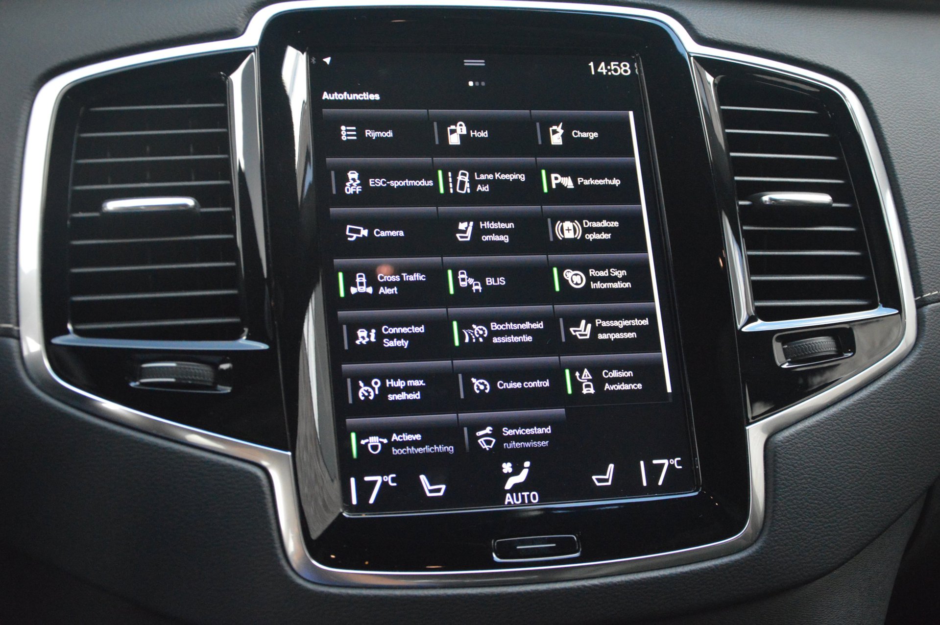 Volvo XC90 T8 Recharge AWD Plus Dark LONG RANGE - foto 16