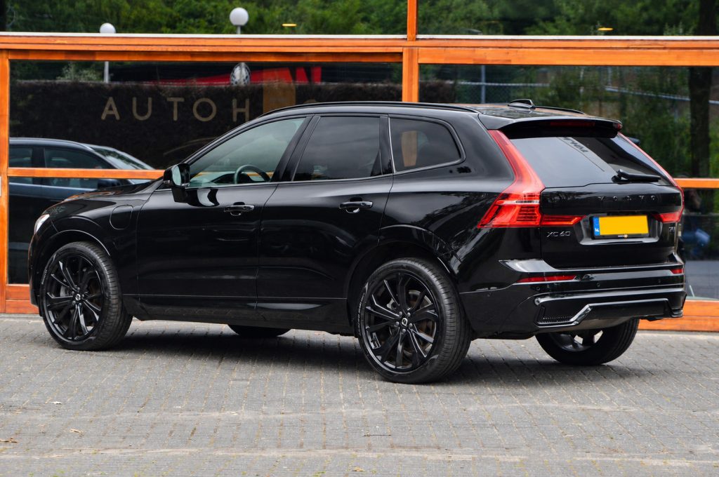 Volvo XC60 T8 Hybride AWD Ultra Black Edition - foto 3