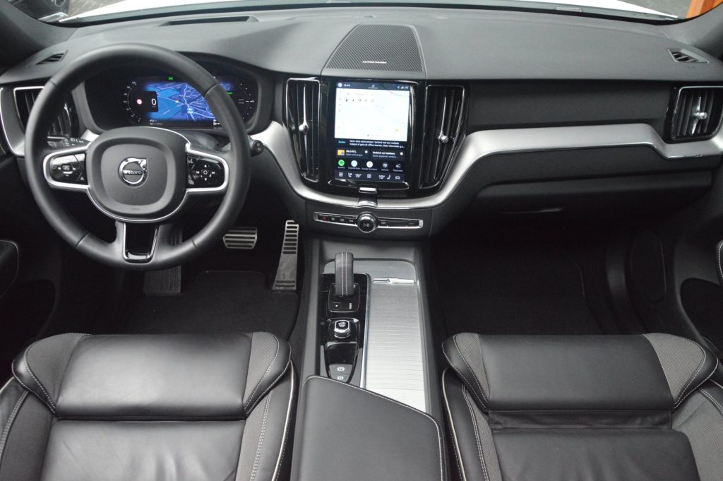 Volvo XC60 T8 Hybride AWD Ultra Black Edition - foto 8