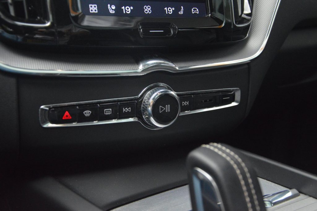 Volvo XC60 T8 Hybride AWD Ultra Black Edition - foto 16