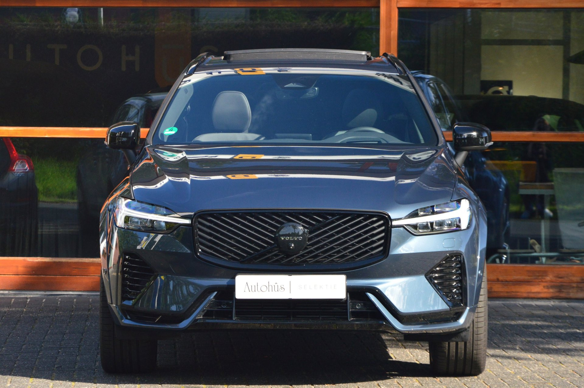 Volvo XC60 T8 AWD Plus Bright - foto 2
