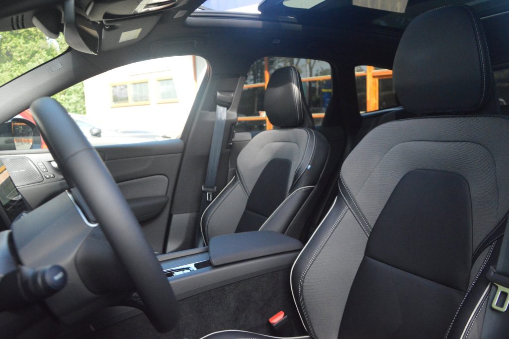 Volvo XC60 T8 AWD Plus Bright - foto 5