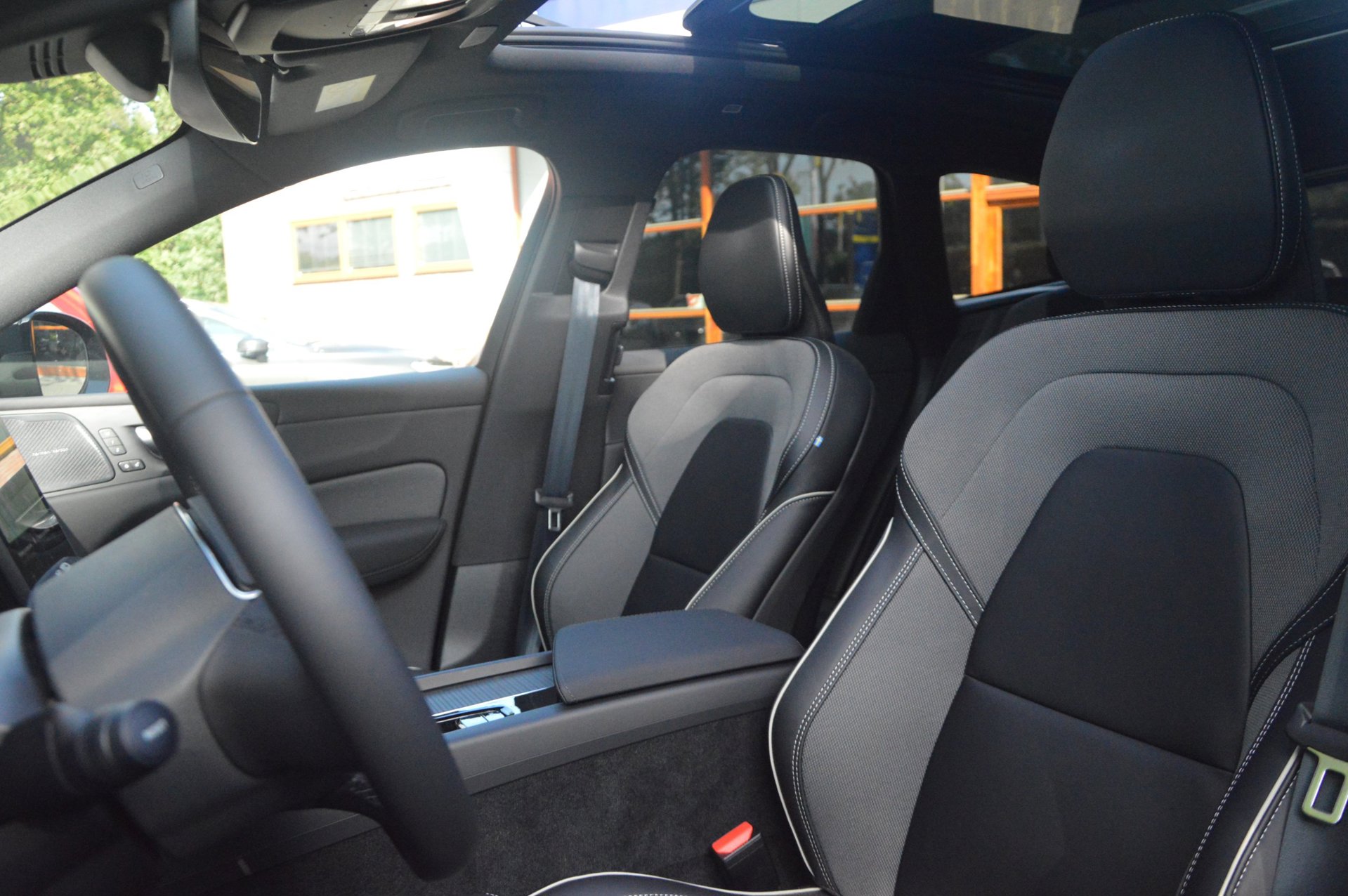 Volvo XC60 T8 AWD Plus Bright - foto 5