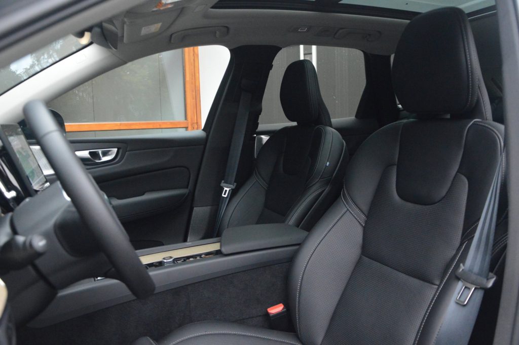 Volvo XC60 T8 Hybride AWD Ultra Dark Executive - foto 5
