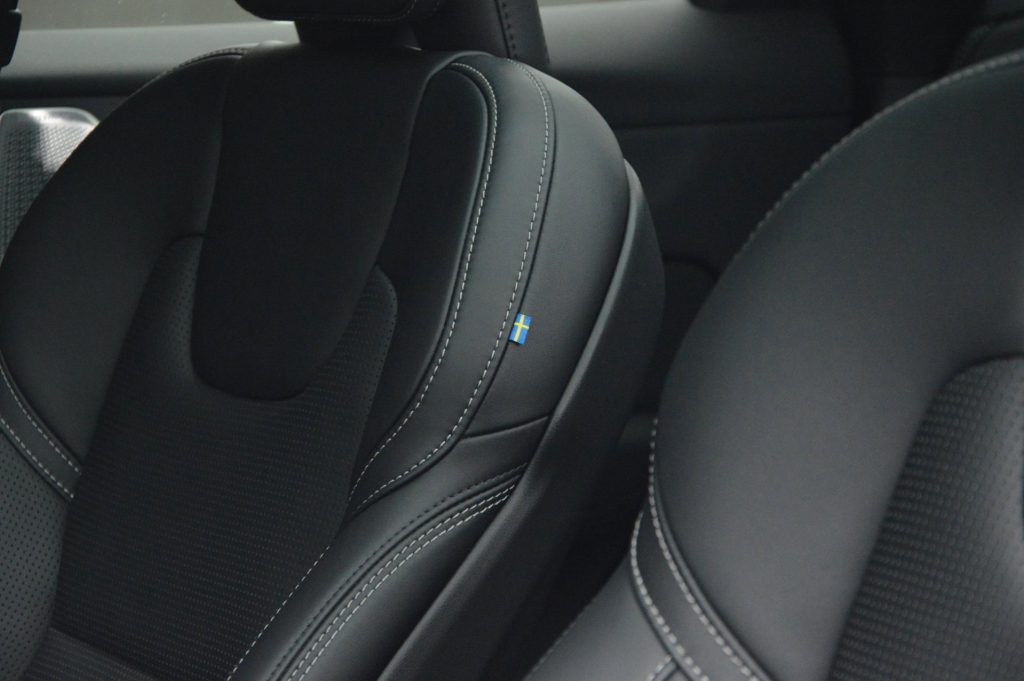 Volvo XC60 T8 Hybride AWD Ultra Dark Executive - foto 6
