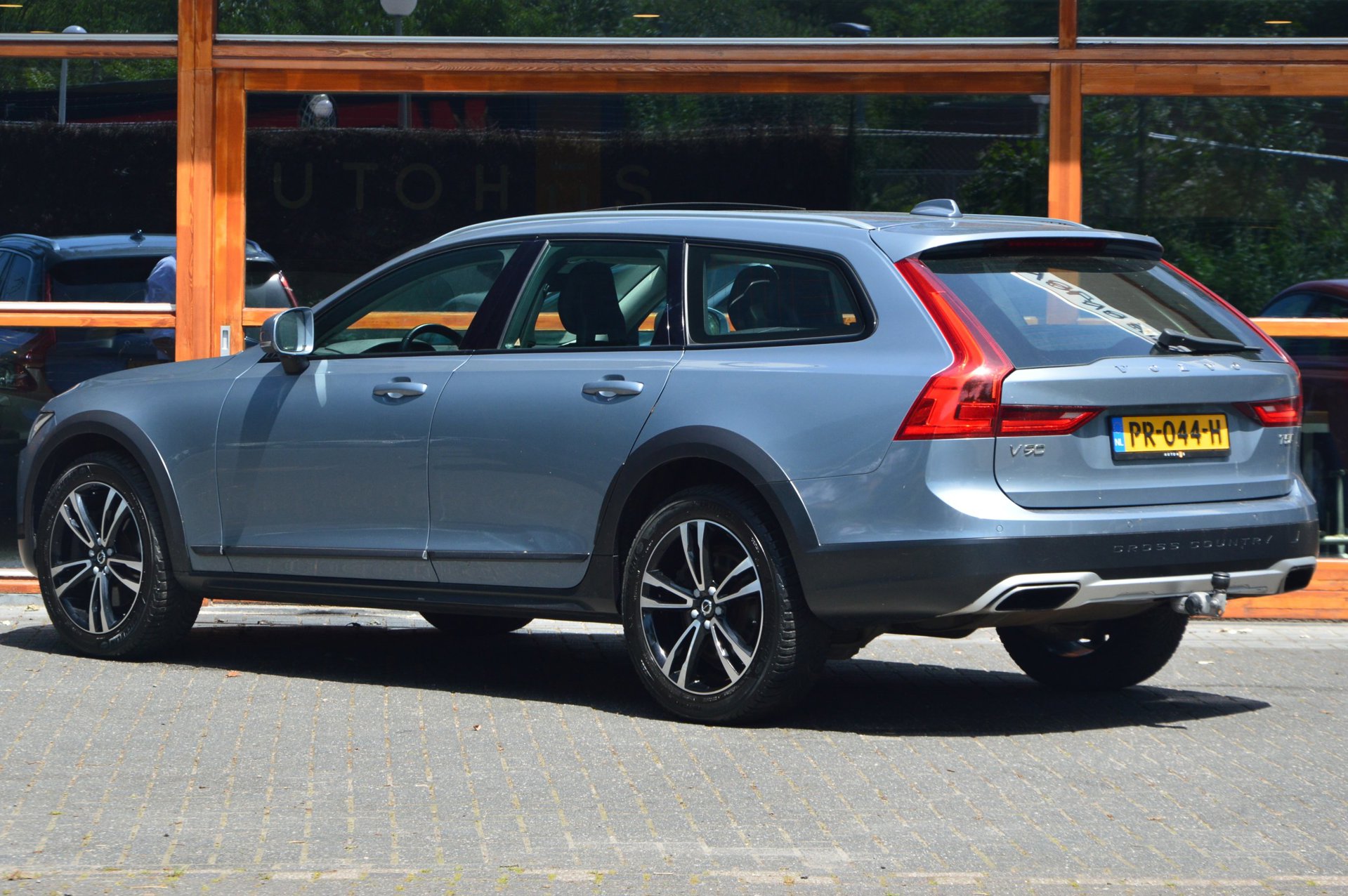 Volvo V90 Cross Country T5 AWD - foto 2