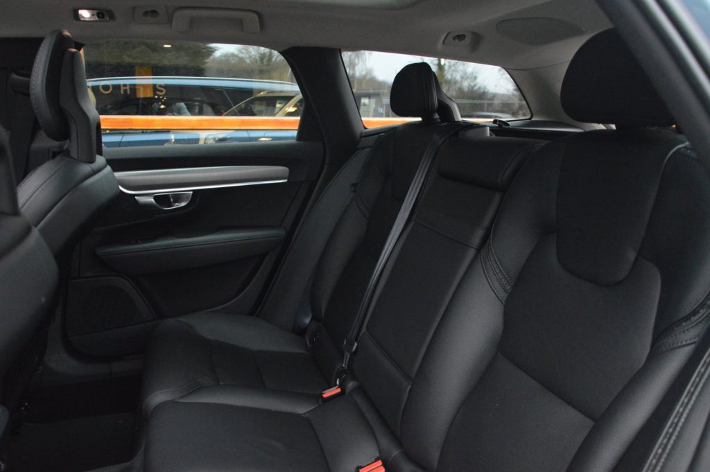 Volvo V90 Cross Country T5 AWD - foto 8