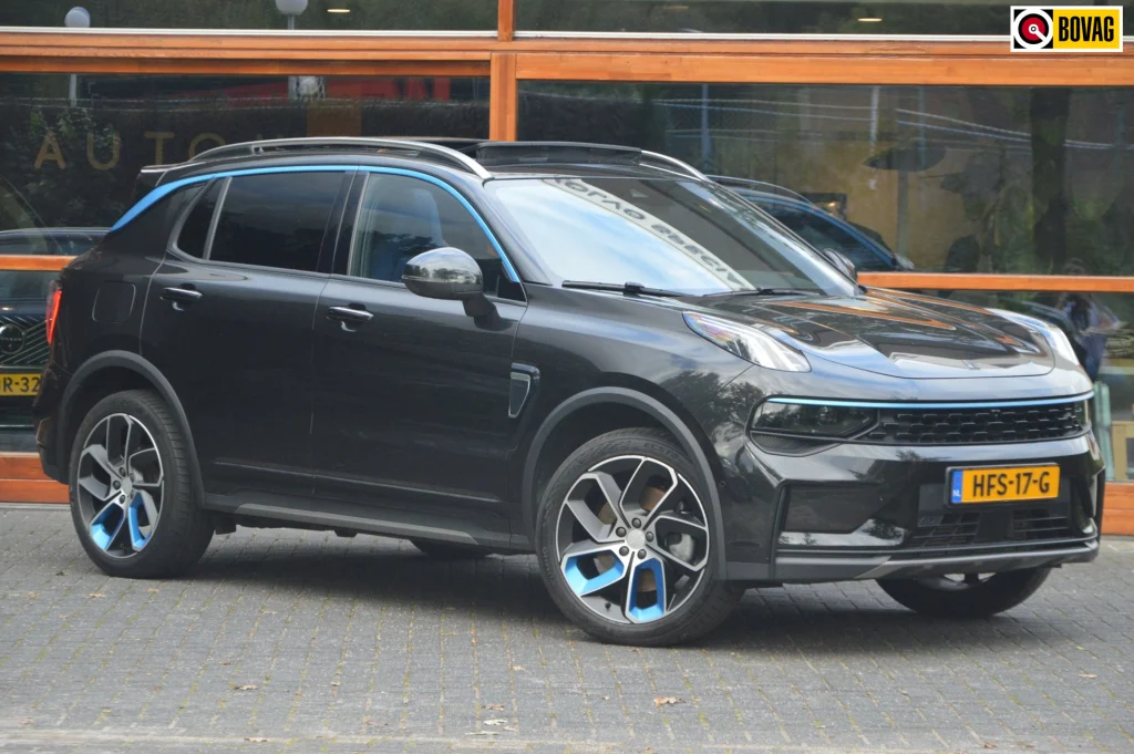 Lynk & Co 01 Hybrid