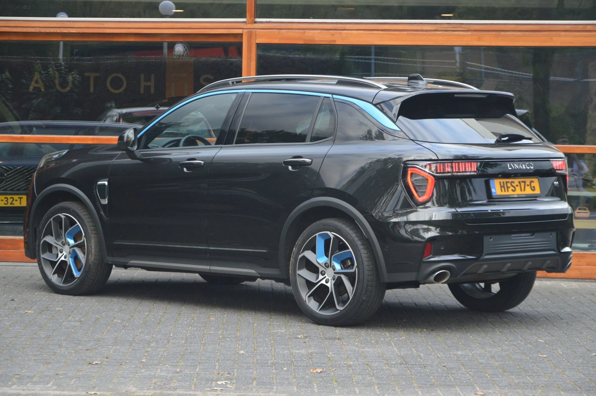 Lynk & Co 01 Hybrid - foto 2