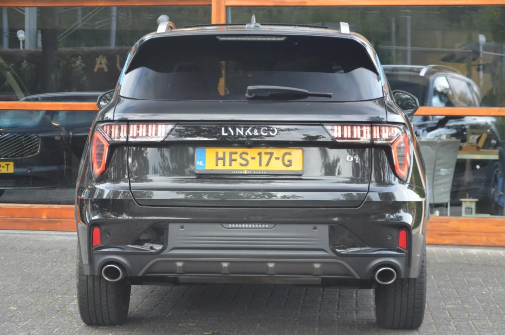 Lynk & Co 01 Hybrid - foto 4