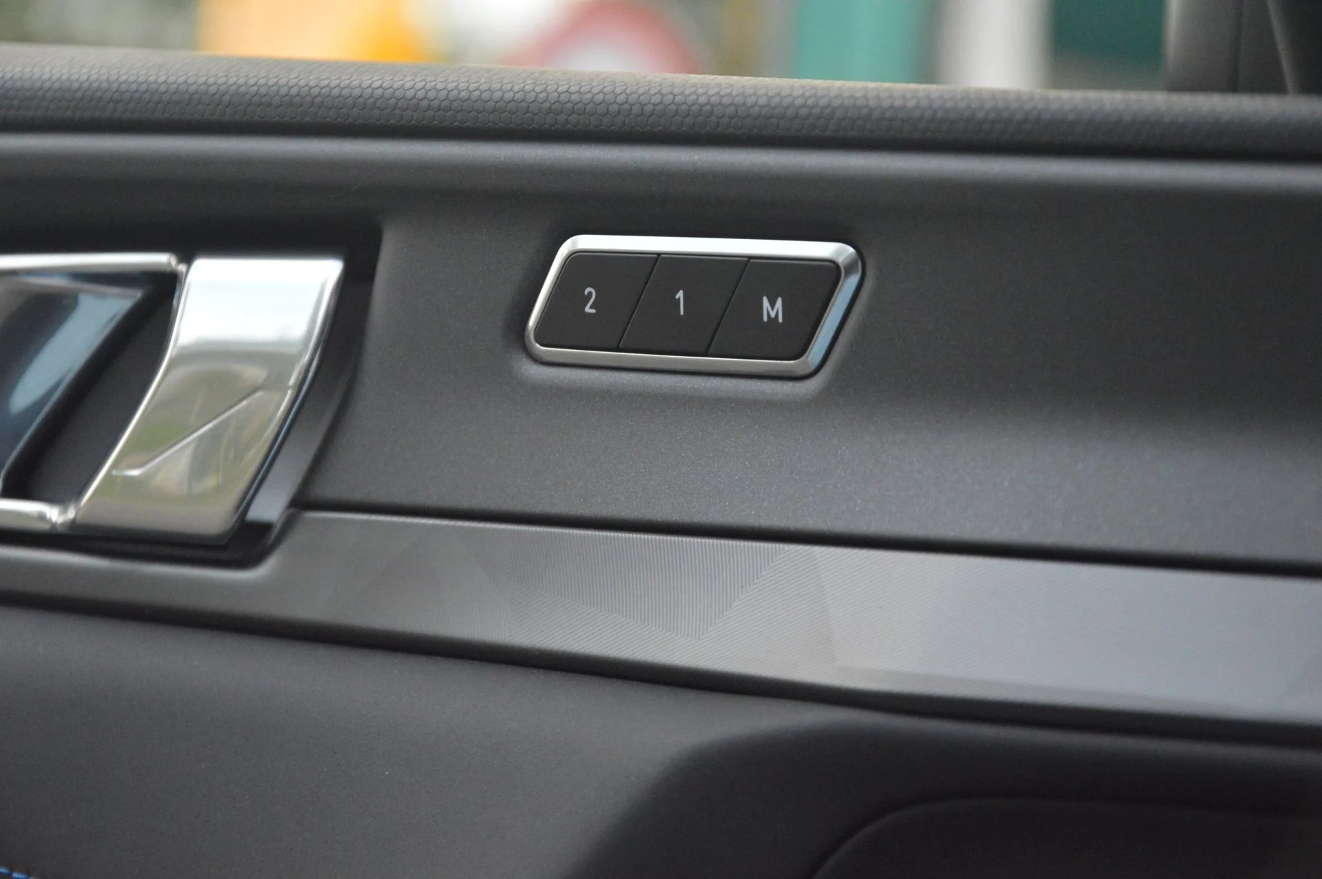 Lynk & Co 01 Hybrid - foto 19