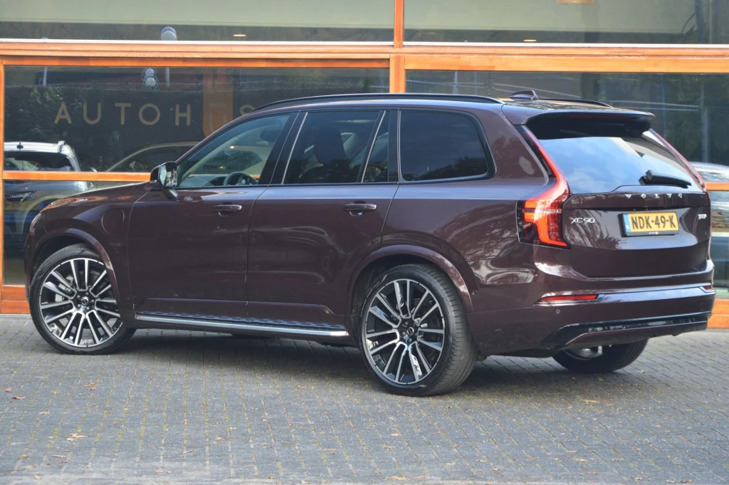 Volvo XC90 T8 Hybride AWD Ultra Dark - foto 2